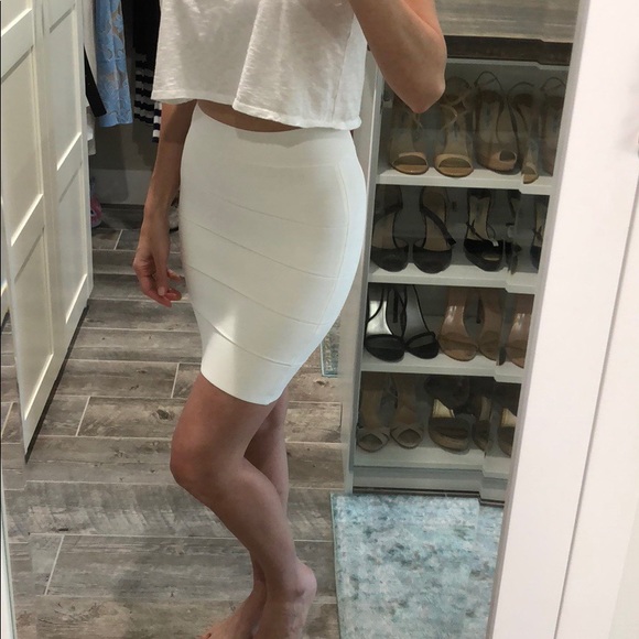 BCBG Max Azria Bandage Skirt - XS - Off White - Picture 3 of 6